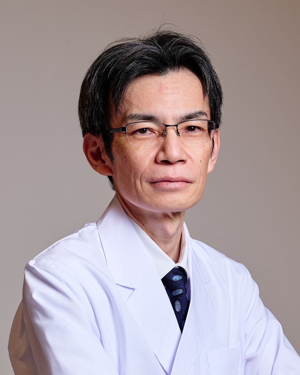 秋山典宏医師（長岡京病院 脊椎センター長）